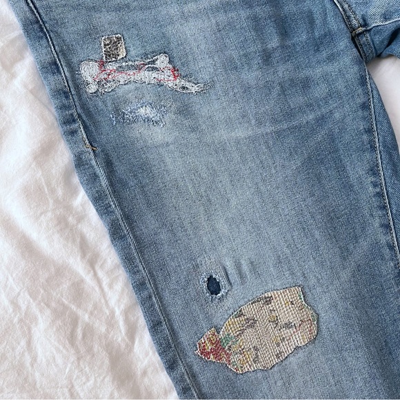 Anthro Pilcro Patchwork Patched Ripped Frayed Midrise Slim Boyfriend Jeans 29 - Picture 6 of 10